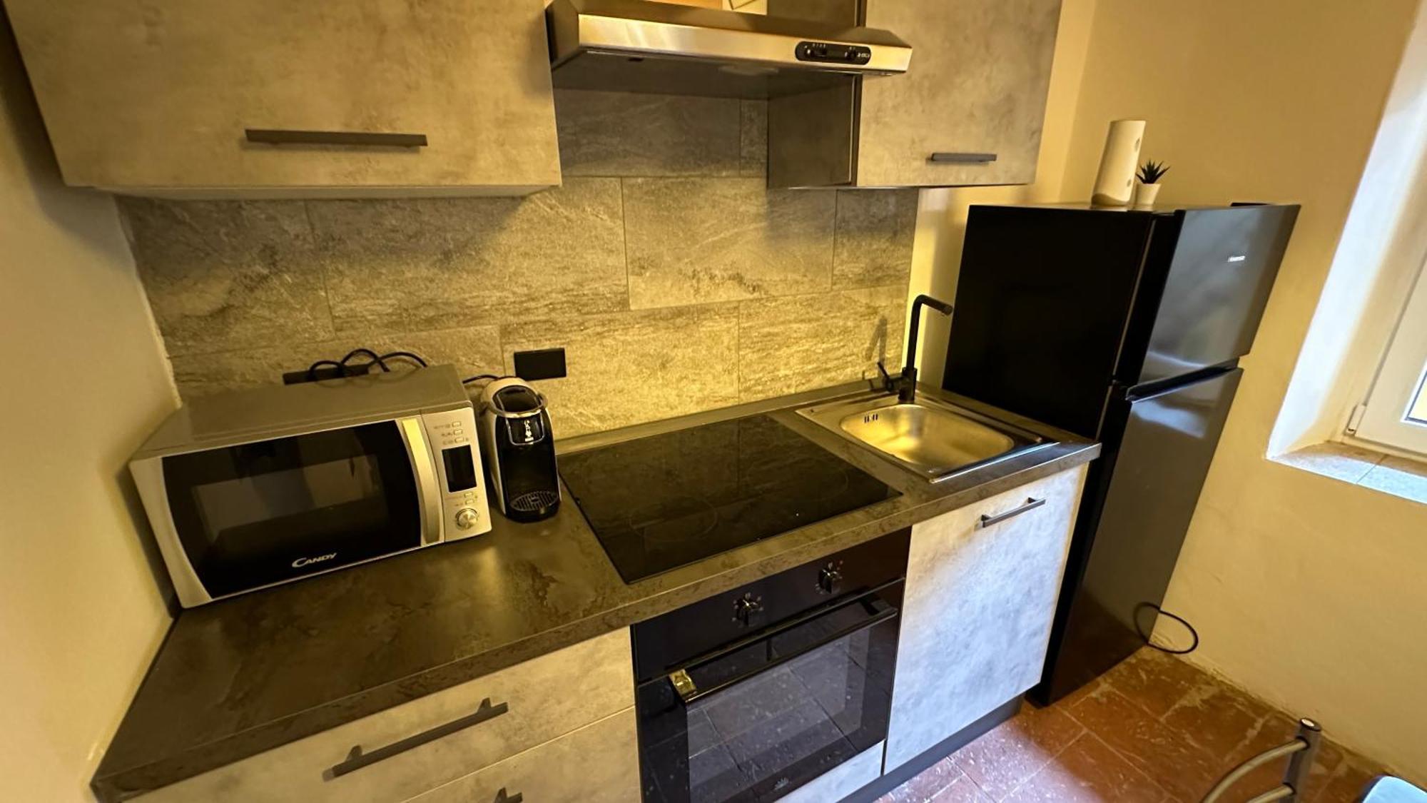 Appartamenti In Centro Storico A 15 Min Dal Lago D'Iseo - Free Wi-Fi - Ac ปาลาซโซโล ซุลลอลิโย ภายนอก รูปภาพ